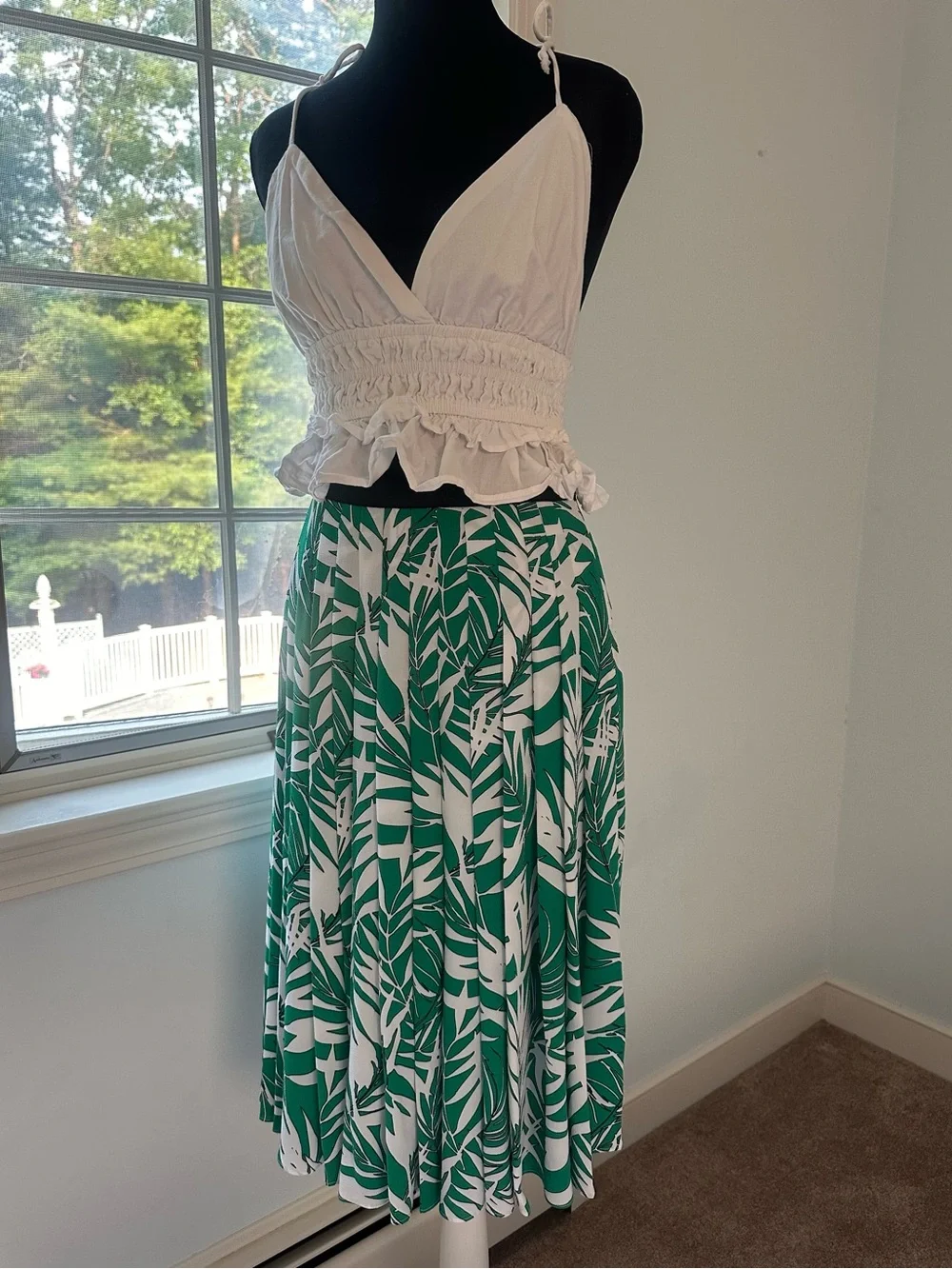 Talbots Resortwear Tropical Palm Leaf Pleated Midi Skirt Green White Size 2